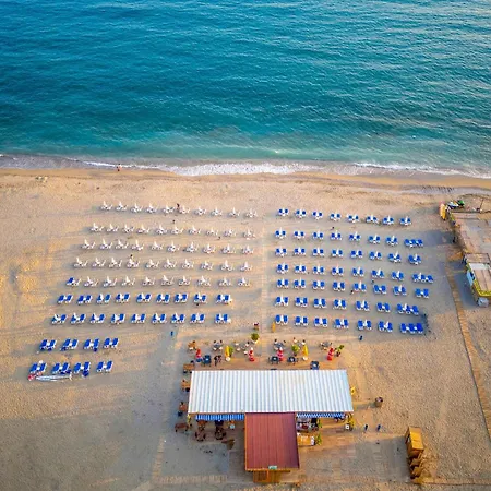 Club Big Blue אלאניה