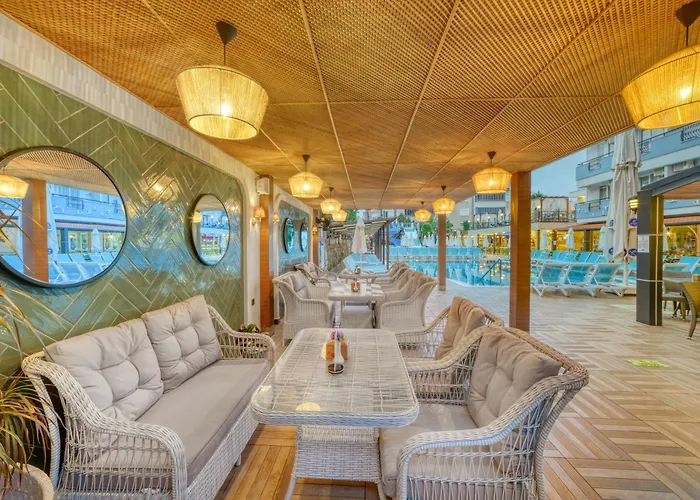 Club Big Blue 4* Alanya