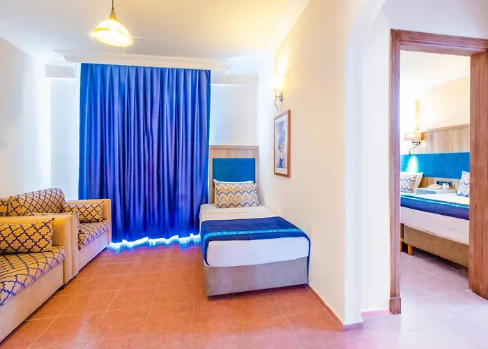 Hotel Club Big Blue 4*